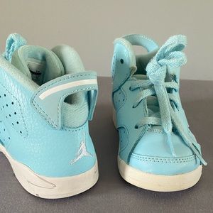 Children’s Jordan’s in Beautiful Baby Blue Sz 9